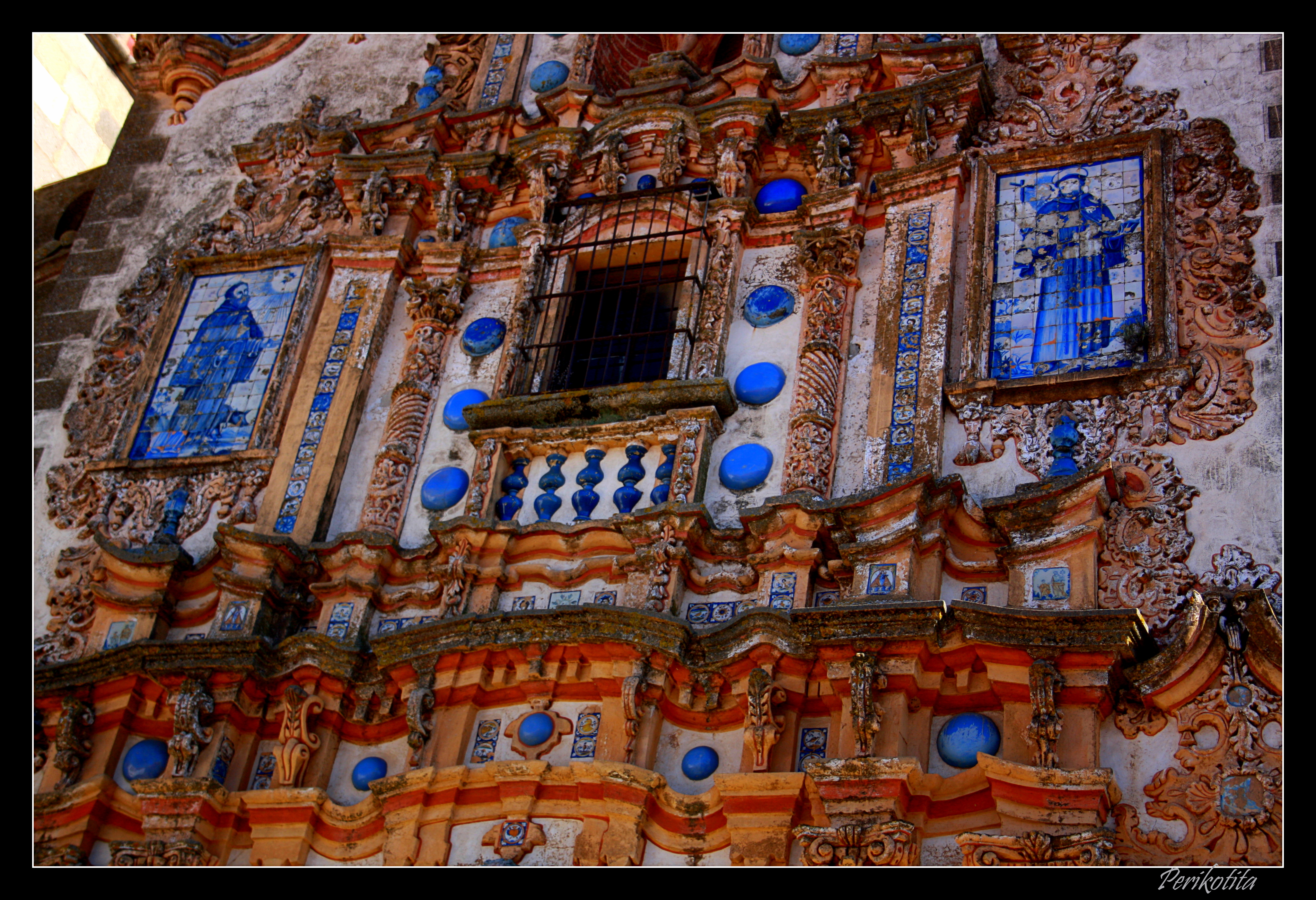 DETALLE PORTICO JEREZ DE LOS CABALLEROS