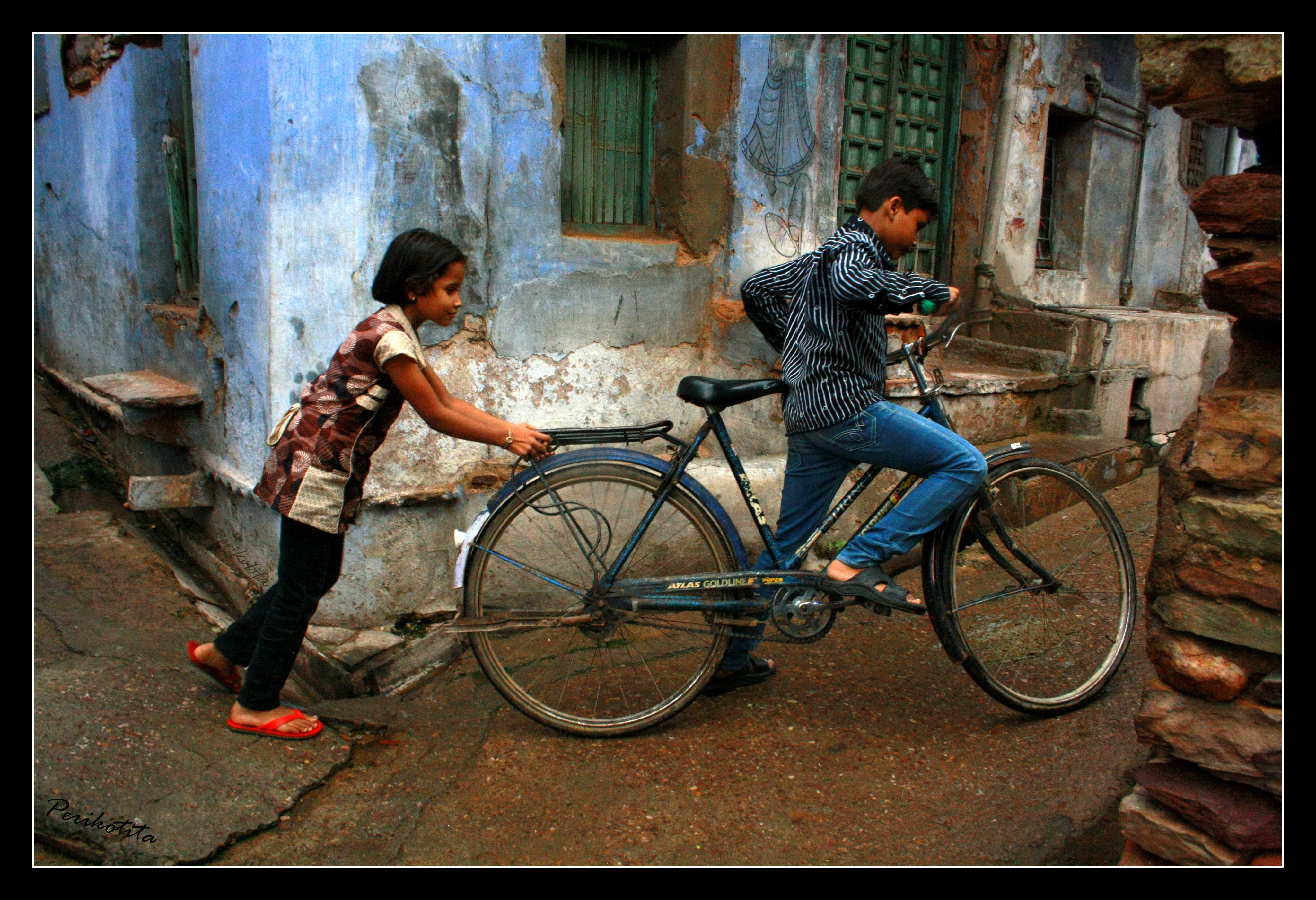 JUGAR EN LA INDIA